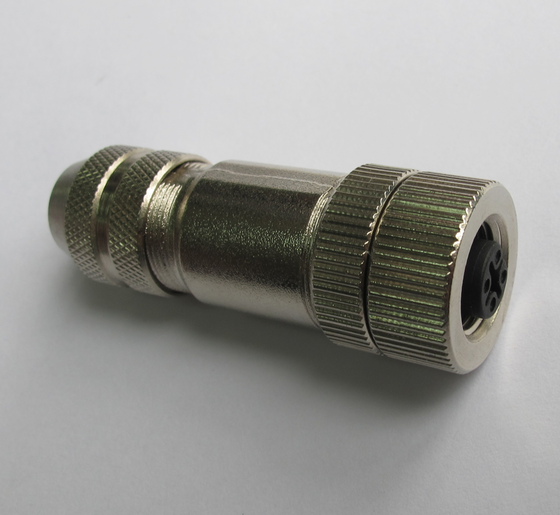 航空插头电连接器发展