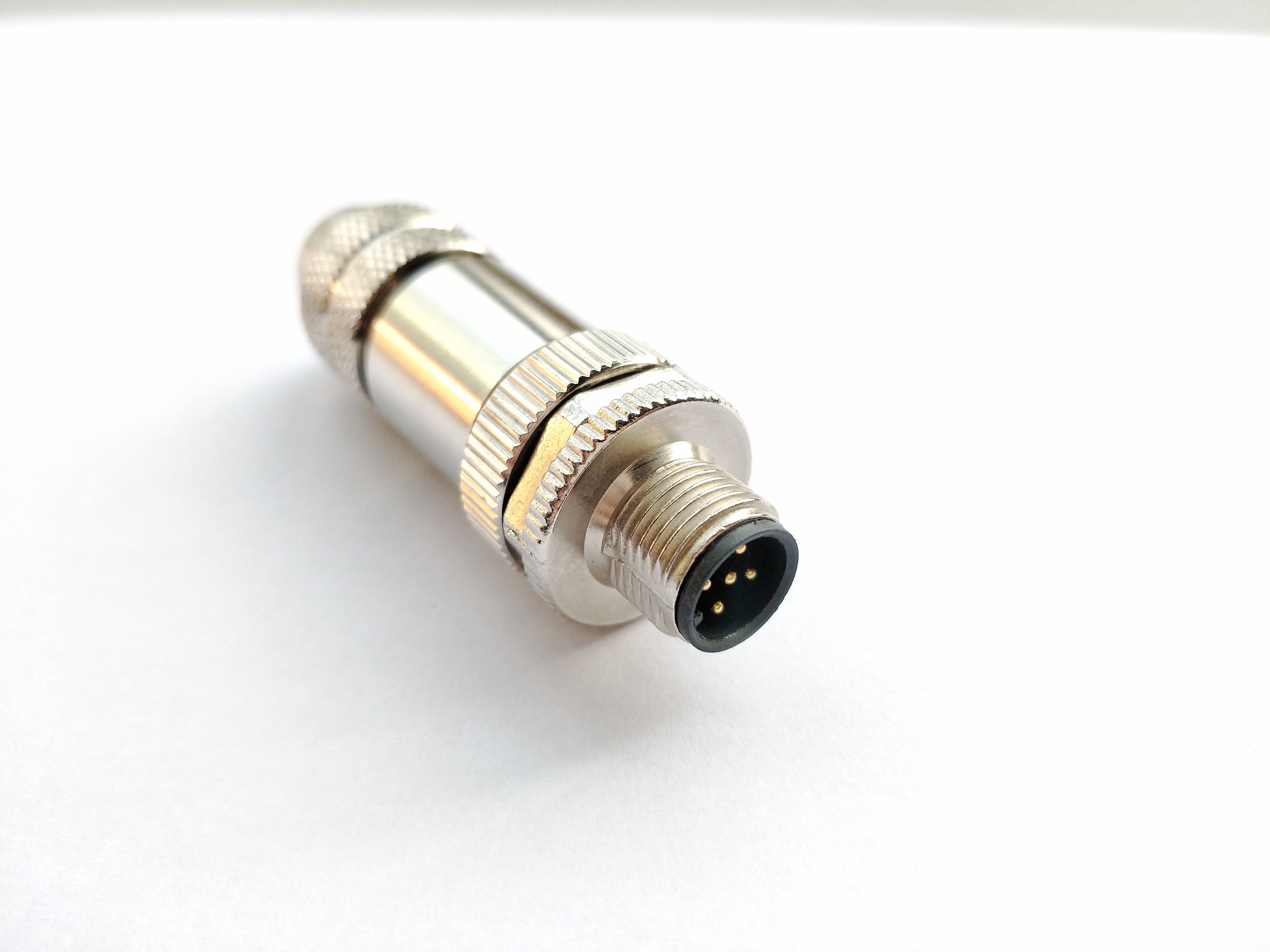 M12 金属工业以太网连接器