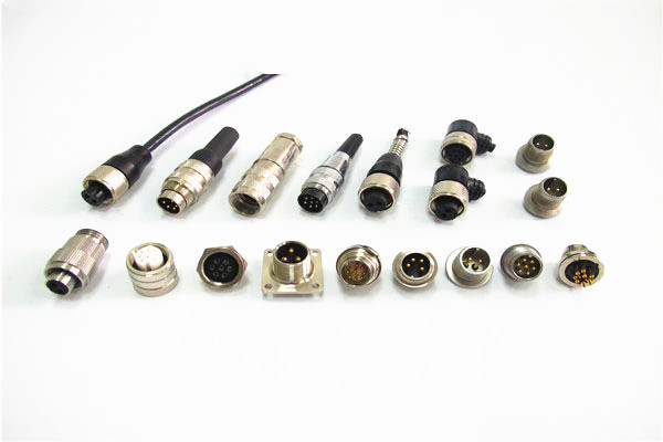 M12连接器产品实拍